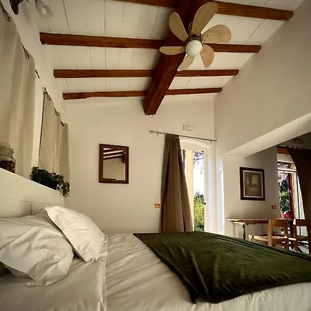 La Fucinaia Pet Friendly Adults Only Bed & Breakfast