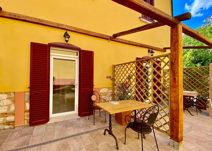 La Fucinaia Pet Friendly Adults Only Panzió 3*