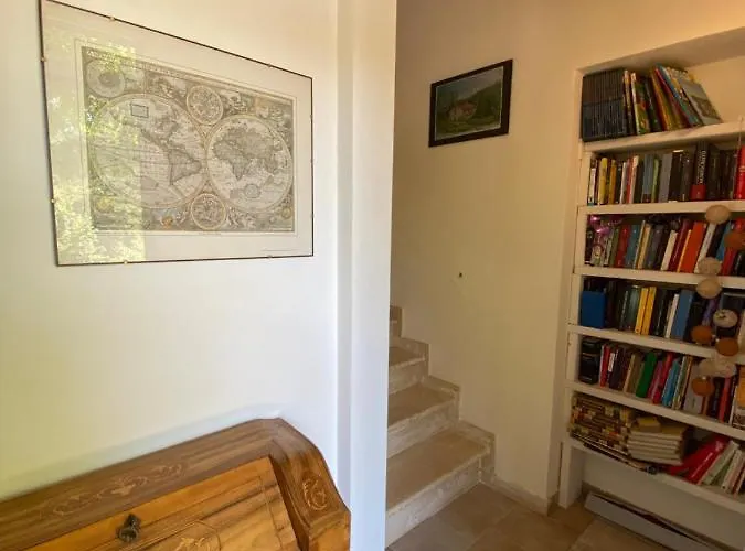 La Fucinaia Pet Friendly Adults Only Panzió 3*