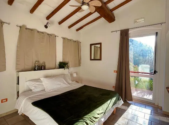 La Fucinaia Pet Friendly Adults Only Panzió