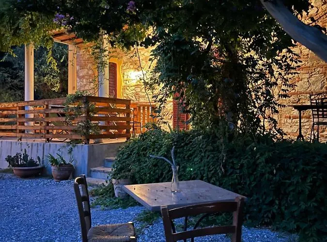 Panzió La Fucinaia Pet Friendly Adults Only Campiglia Marittima